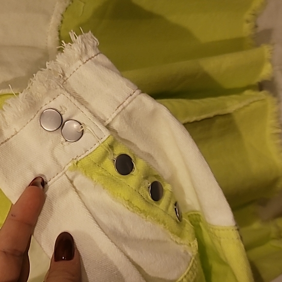 Women's New without tags POL light weight jean jacket. Sz small oversized. Nwots - Picture 8 of 9